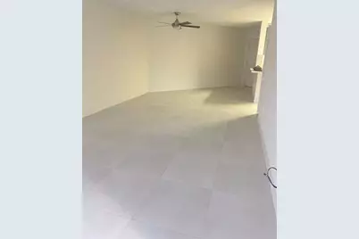 6292 NW 186th St, Unit #108, Hialeah, FL 33015 - Photo 7