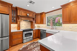 9901 SW 23rd St, Davie, FL 33324 - Photo 11