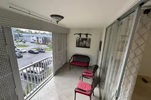 1000 NE 12th Ave, Hallandale Beach, FL 33009 - Photo 15