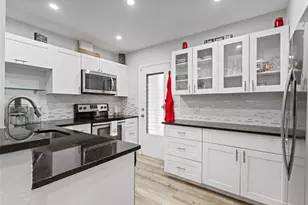 6060 S Falls Circle Dr Unit, Lauderhill, FL 33319 - Photo 15