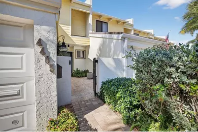 4465  Poinciana St, Unit #4465, Lauderdale by the Sea, FL 33308 - Photo 5