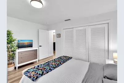 2105 NE 62nd St, Fort Lauderdale, FL 33308 - Photo 21