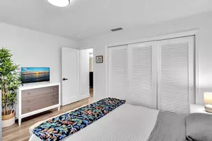 2105 NE 62nd St, Fort Lauderdale, FL 33308 - Photo 21