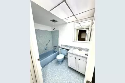 3091 E Sunrise Lakes Dr, Unit #101, Sunrise, FL 33322 - Photo 11