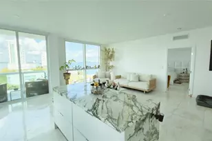 7910 Harbor Island Dr, North Bay Village, FL 33141 - Photo 11