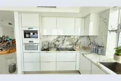 7910  Harbor Island Dr, Unit #805, North Bay Village, FL 33141 - Photo 9