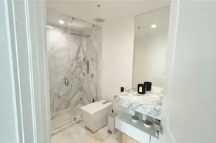 7910 Harbor Island Dr, North Bay Village, FL 33141 - Photo 13