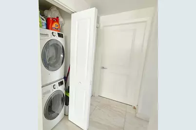 7910  Harbor Island Dr, Unit #805, North Bay Village, FL 33141 - Photo 23