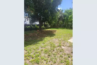 1815 NW 88th Ter, Miami, FL 33147 - Photo 19