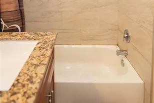 2430 NW 13th St, Pompano Beach, FL 33069 - Photo 17