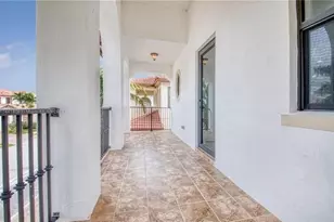 8362 NW 39th Ct, Pembroke Pines, FL 33024 - Photo 23