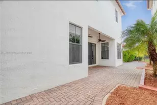 8362 NW 39th Ct, Pembroke Pines, FL 33024 - Photo 21