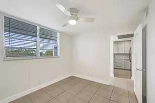 9430 Poinciana Pl, Davie, FL 33324 - Photo 27