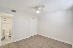 9430 Poinciana Pl, Davie, FL 33324 - Photo 21