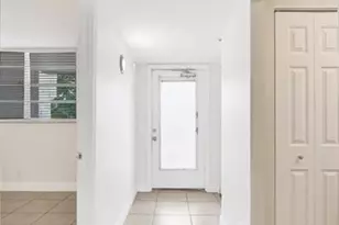 9430 Poinciana Pl, Davie, FL 33324 - Photo 3