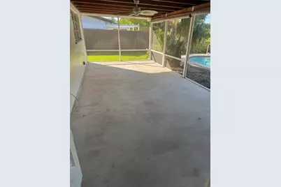 881 NW Zinnia Ln, Plantation, FL 33317 - Photo 23