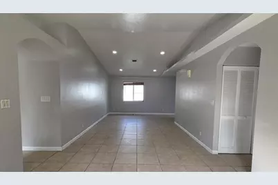 1649 SW 28th Ter, Fort Lauderdale, FL 33312 - Photo 5