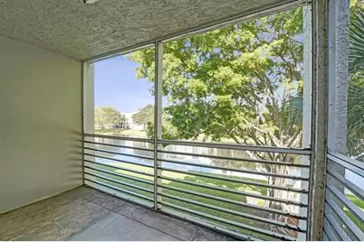 9235  Lagoon Pl, Unit #308, Davie, FL 33324 - Photo 33