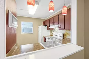 9235 Lagoon Pl, Davie, FL 33324 - Photo 19