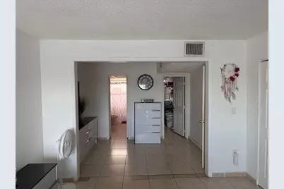 9359  Fontainebleau Blvd, Unit #F401, Miami, FL 33172 - Photo 17