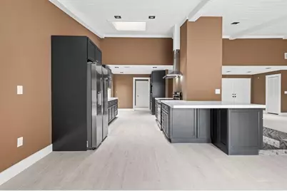 511 NW 78th Ter, Plantation, FL 33324 - Photo 9