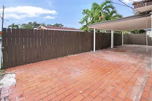 800 NW 101st St, Miami, FL 33150 - Photo 5