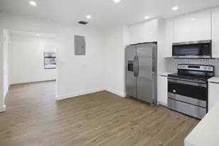 800 NW 101st St, Miami, FL 33150 - Photo 11