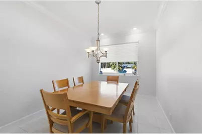 517 SE 7th Ave, Deerfield Beach, FL 33441 - Photo 5