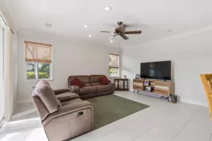 517 SE 7th Ave, Deerfield Beach, FL 33441 - Photo 9