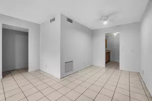 2424 NW 39th Wy, Lauderdale Lakes, FL 33311 - Photo 25