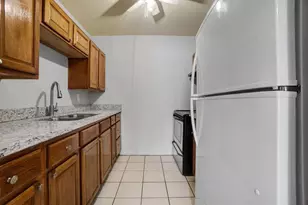 2424 NW 39th Wy, Lauderdale Lakes, FL 33311 - Photo 7