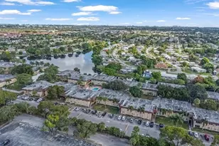 2424 NW 39th Wy, Lauderdale Lakes, FL 33311 - Photo 35