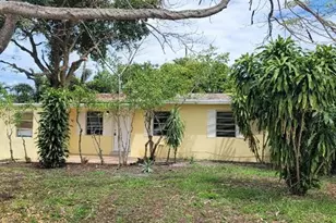 1399 NE 28th St, Pompano Beach, FL 33064 - Photo 21