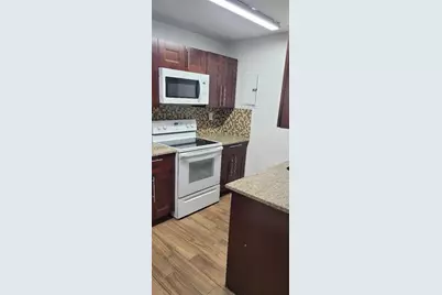 1399 NE 28th St, Pompano Beach, FL 33064 - Photo 9