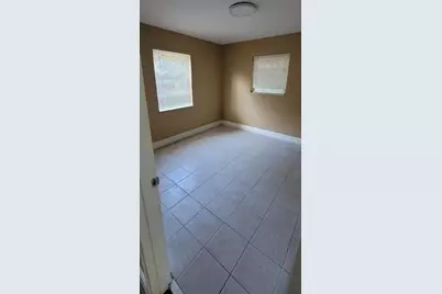 1399 NE 28th St, Pompano Beach, FL 33064 - Photo 15