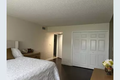 16325  Golf Club Rd, Unit #109, Weston, FL 33326 - Photo 7