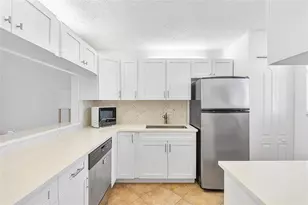 5300 NE 24th Terrace, Fort Lauderdale, FL 33308 - Photo 3