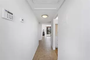 5300 NE 24th Terrace, Fort Lauderdale, FL 33308 - Photo 7