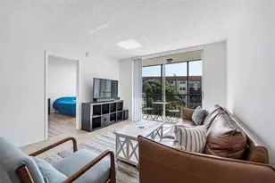 5300 NE 24th Terrace, Fort Lauderdale, FL 33308 - Photo 13