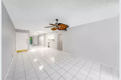 150  Cypress Club Dr, Unit #528, Pompano Beach, FL 33060 - Photo 11