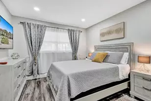 2411 SW 58th Manor, Fort Lauderdale, FL 33312 - Photo 5