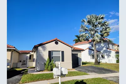 1116 SW 180 Terrace, Pembroke Pines, FL 33029 - Photo 5