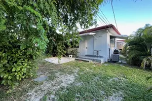 2523 Scott St, Hollywood, FL 33020 - Photo 9