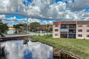 10466 Sunrise Lakes Blvd, Sunrise, FL 33322 - Photo 29