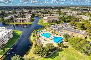 10466 Sunrise Lakes Blvd, Sunrise, FL 33322 - Photo 45