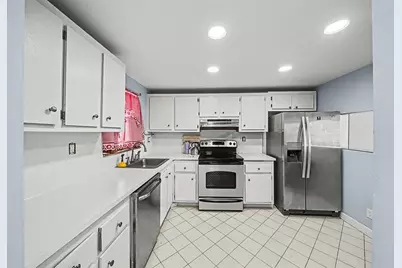 10466  Sunrise Lakes Blvd, Unit #312, Sunrise, FL 33322 - Photo 33