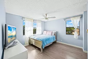 10466 Sunrise Lakes Blvd, Sunrise, FL 33322 - Photo 19