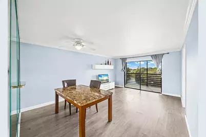 10466  Sunrise Lakes Blvd, Unit #312, Sunrise, FL 33322 - Photo 15