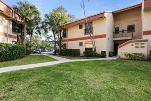 4156 Carambola Cir S, Coconut Creek, FL 33066 - Photo 21