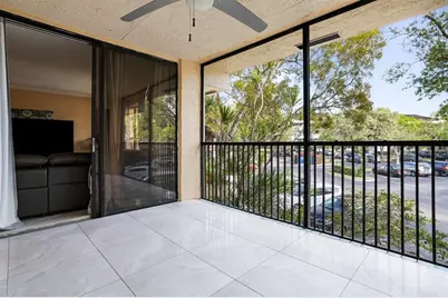 4156  Carambola Cir S, Unit #2154, Coconut Creek, FL 33066 - Photo 9